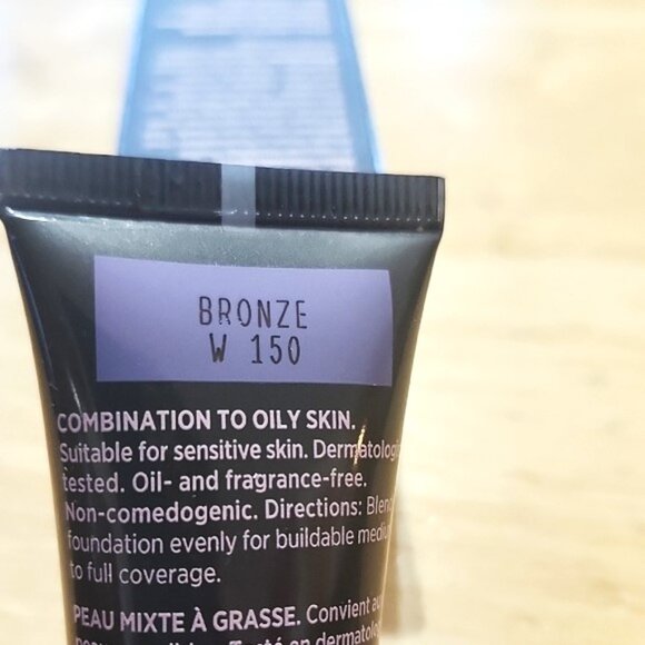 Mary Kay Timewise Matte 3D Foundation Bronze W 150, 1 oz/30 ml - Picture 4 of 5